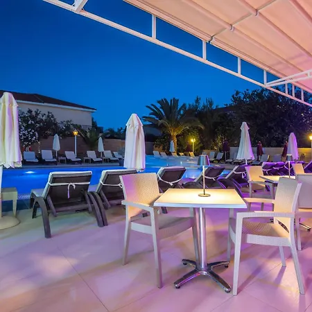 Esperia 拉加纳斯