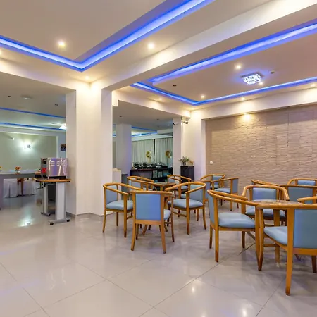 Hotel Esperia 3*
