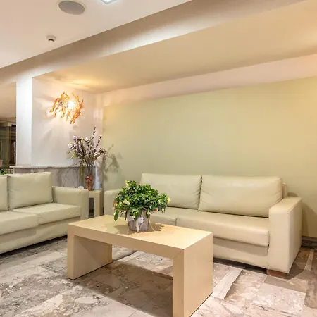 Esperia Hotel