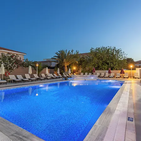 Esperia Hotel 3*