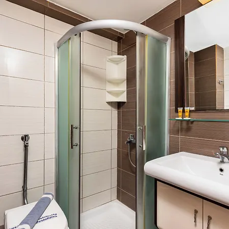 Esperia 拉加纳斯