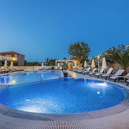 Esperia Hotel 3*